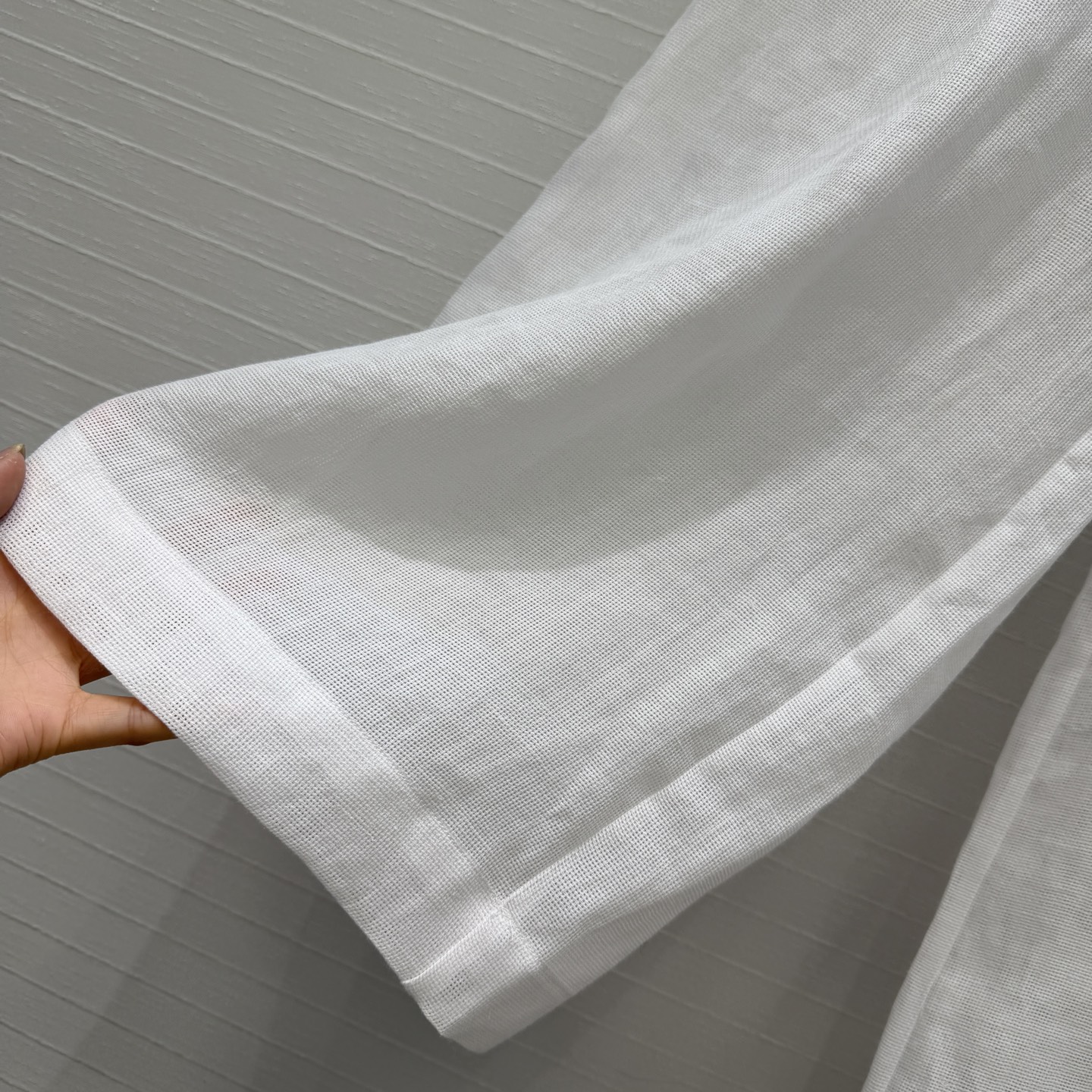 强烈推荐❤️Bc新品 长期主义老钱风穿搭休闲西裤。进口苎麻网眼布 面料轻薄透气质感超赞！松紧腰褶饰直筒阔