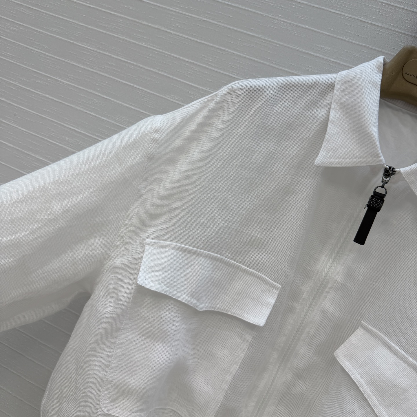 强烈推荐❤️Bc新品 长期主义老钱风穿搭 假两件式休闲外套。进口苎麻网眼布 面料轻薄透气质感超赞！落肩宽