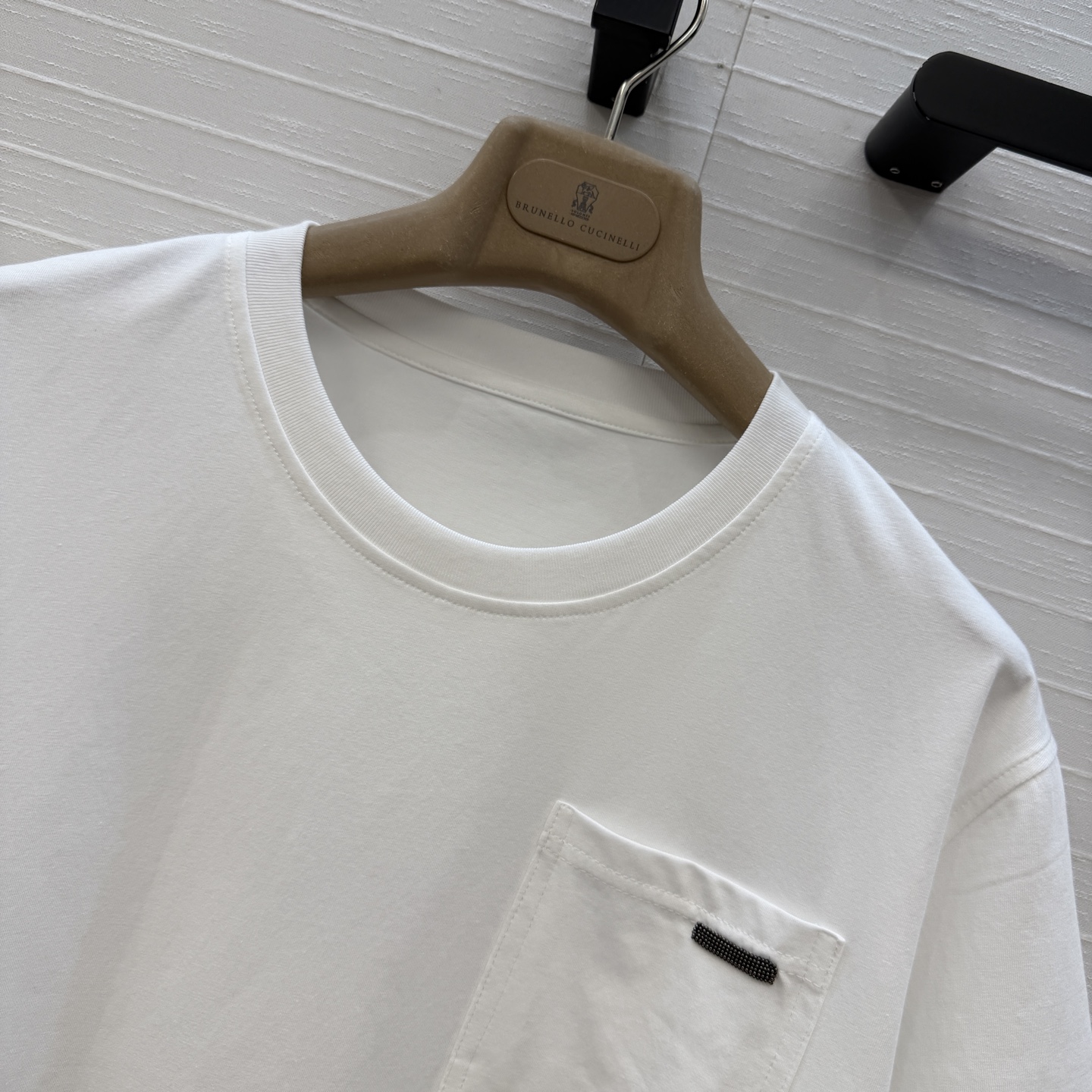 原单品质❤️BC高智感穿搭26s春夏新品！定位铜链刺绣短袖T恤！简约意式美学，经典版型不挑人上身显瘦又百