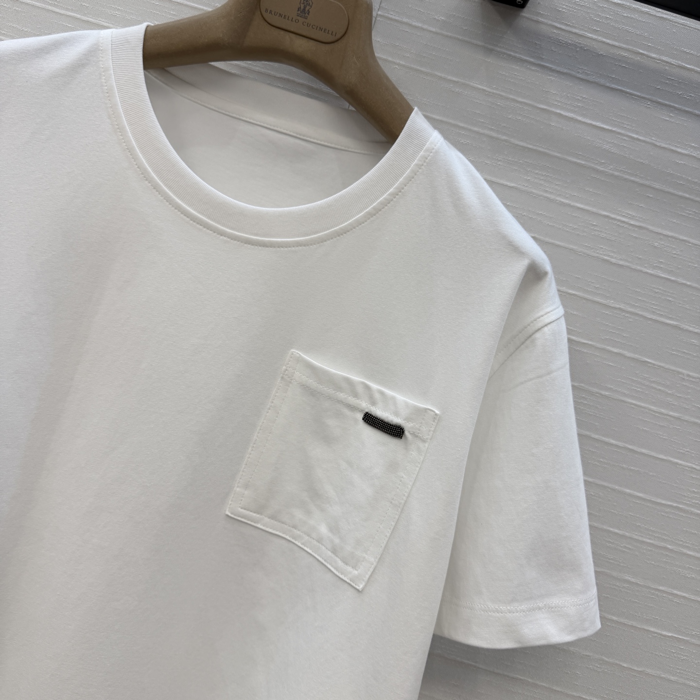 原单品质❤️BC高智感穿搭26s春夏新品！定位铜链刺绣短袖T恤！简约意式美学，经典版型不挑人上身显瘦又百