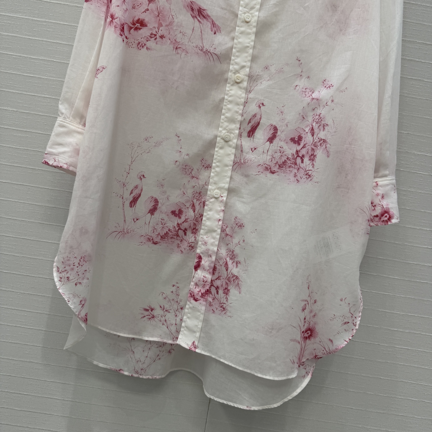 高端品质❤️Dio*26早春新品iviera系列 白粉色花卉长款衬衫！重新诠释 Dior 经典图案。定制