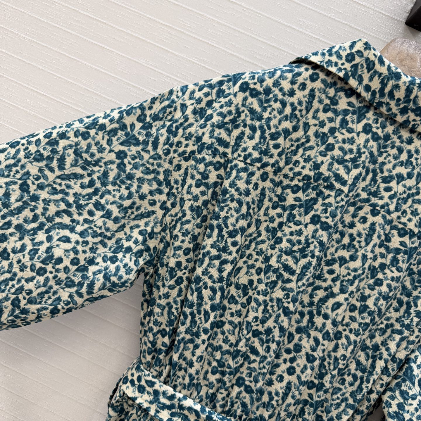 独家首发❤️高端品质，Loro Piana新品南法庄园度假风 慵懒浪漫的小碎花，蓝绿色碎花亚麻连衣裙，系