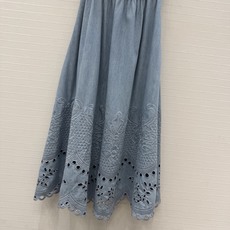 独家首发💋高端原单品质,zm波嘻风💗白富美必入!重工艺通体刺绣牛仔吊带长裙!定制花卉镂空刺绣牛仔面料质感 独家首发💋高端原单品质,zm波嘻风💗白富美必入!重工艺通体刺绣牛仔吊带长裙!定制花卉镂空刺绣牛仔面料质感