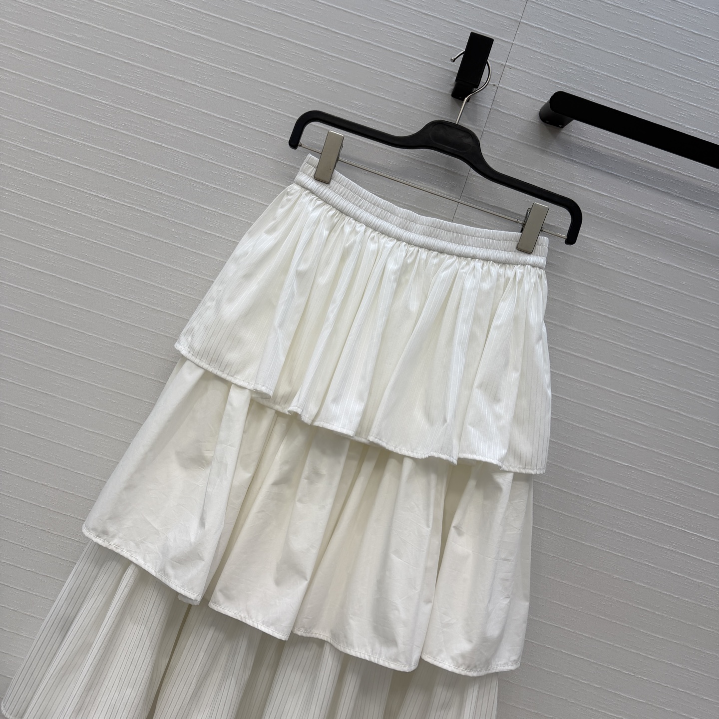 独家首发❤️Alai*26新品 法式白色蛋糕半身裙,层叠设计超有立体美感,腰部松紧超包容,穿着舒适不挑身 独家首发❤️Alai*26新品 法式白色蛋糕半身裙,层叠设计超有立体美感,腰部松紧超包容,穿着舒适不挑身