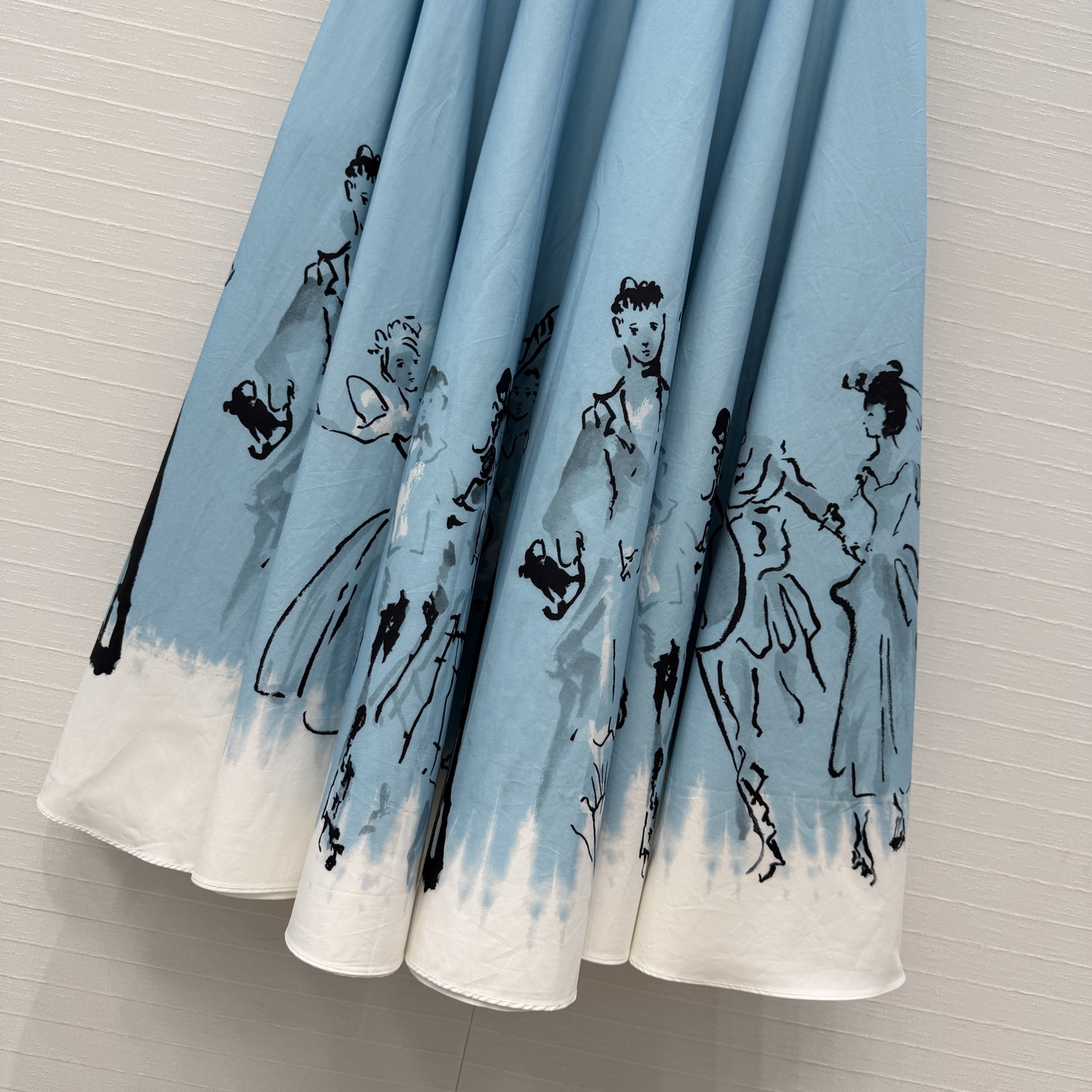 高端品质❤️Dio*26早春新品iviera系列 蓝色水墨人物印花长半裙！重新诠释 Dior 经典图案。