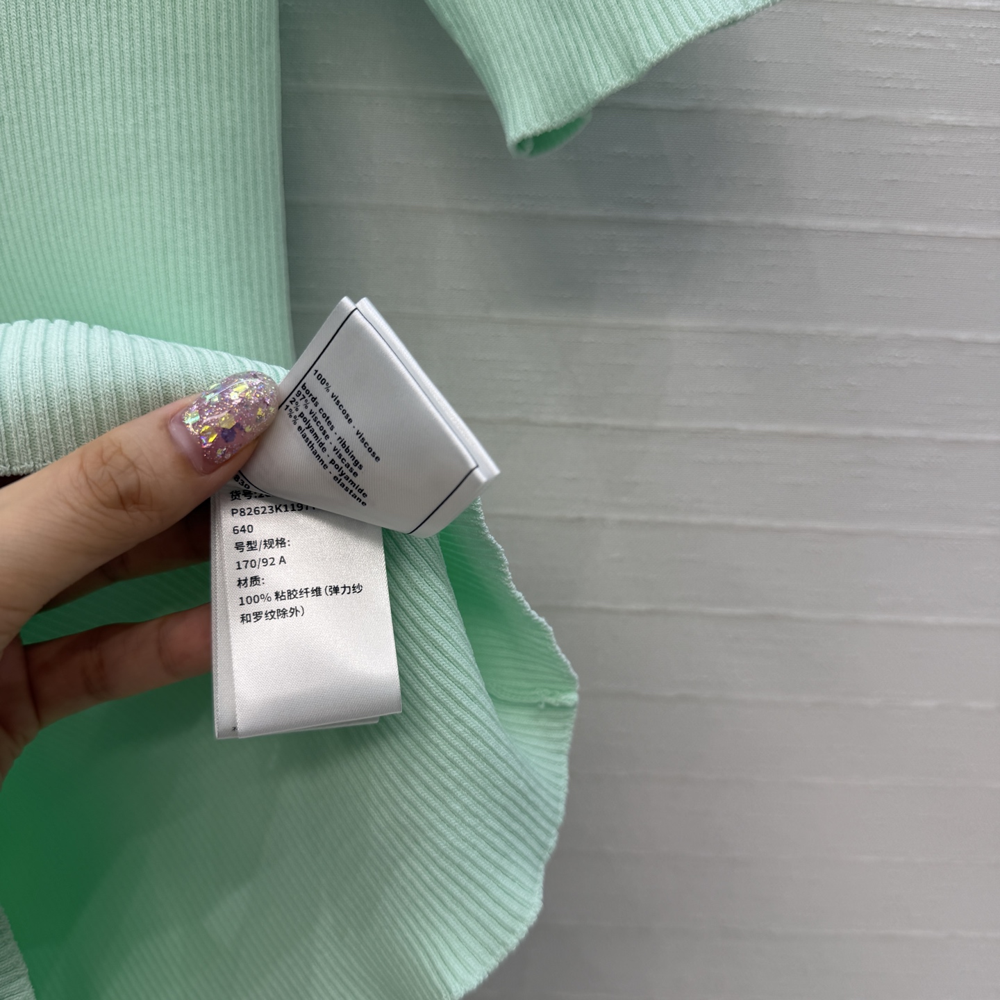高端品质，Coco*26A手工坊系列新品！水钻花扣针织短袖上衣！💗俏皮又精致，瑞士机工艺进口纱线质感细腻