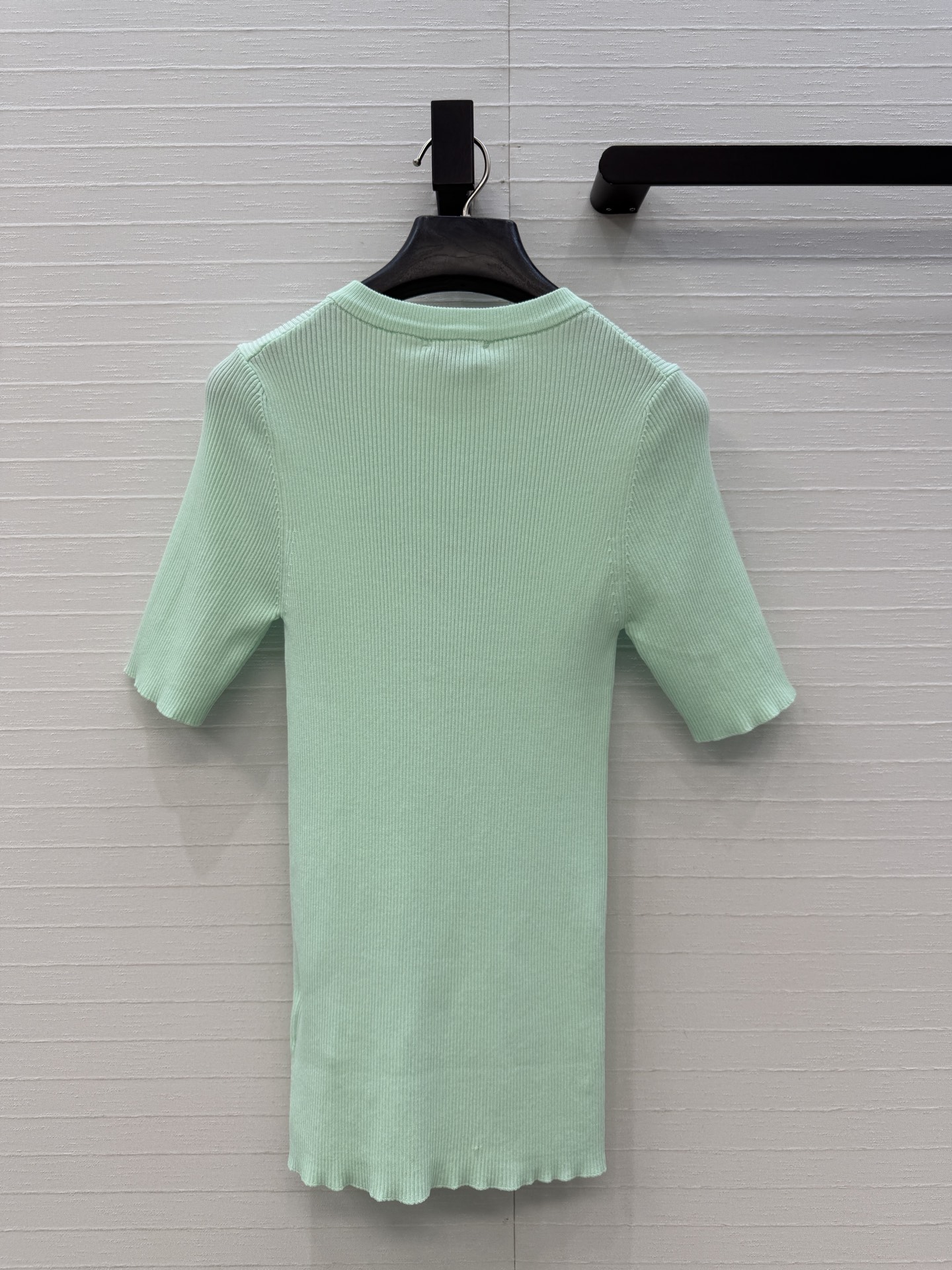 高端品质，Coco*26A手工坊系列新品！水钻花扣针织短袖上衣！💗俏皮又精致，瑞士机工艺进口纱线质感细腻