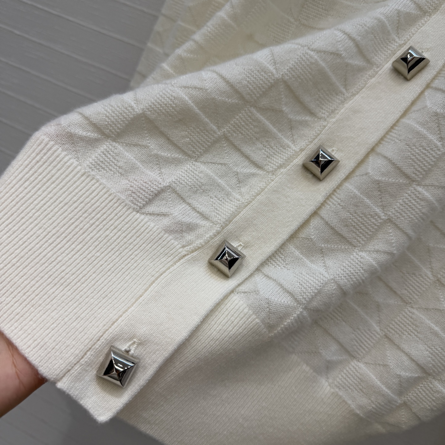 에르메스 여성 가디건 132129 Hermes Cardigan 썸네일 이미지