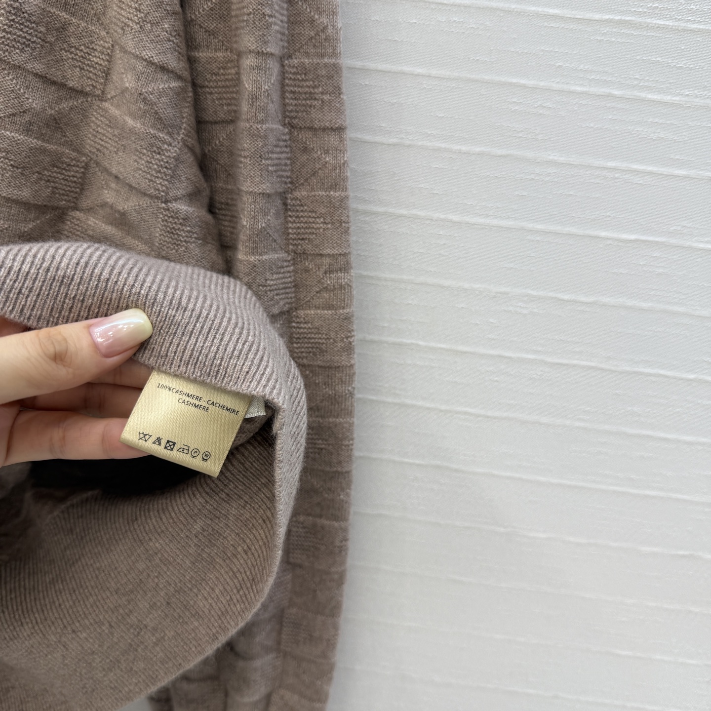 에르메스 여성 가디건 132128 Hermes Cardigan 썸네일 이미지