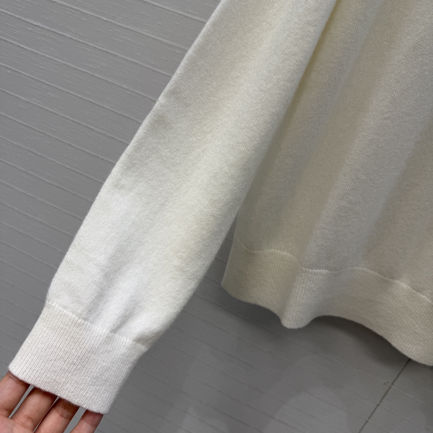 디올 여성 긴팔 131663 Dior Long Sleeve 썸네일 이미지