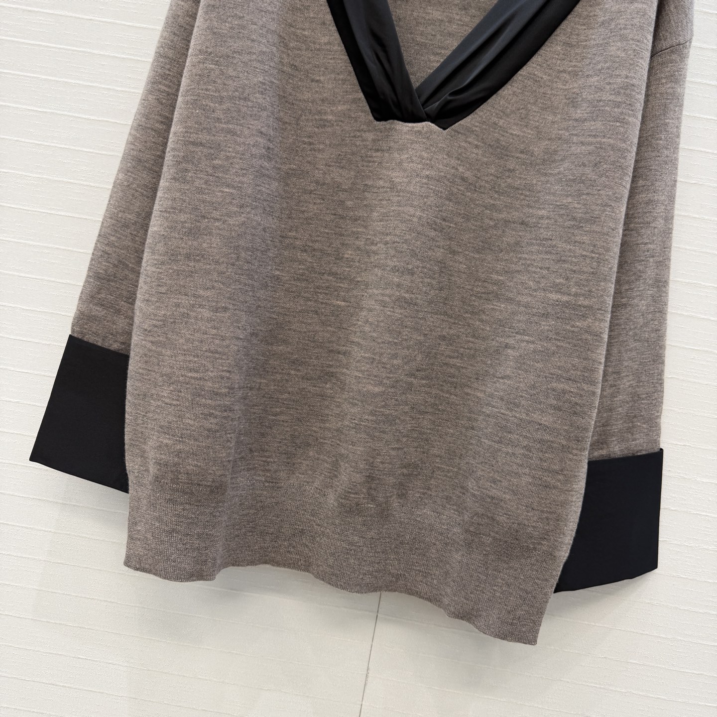 디올 여성 긴팔 131661 Dior Long Sleeve 썸네일 이미지