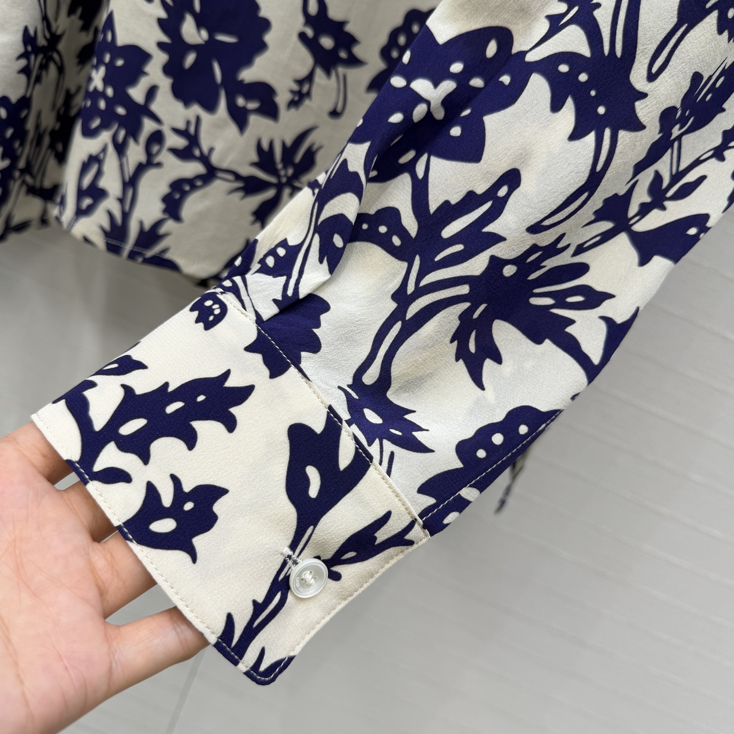 로로피아나 여성 셔츠 135401 Loro Piana Shirt 썸네일 이미지