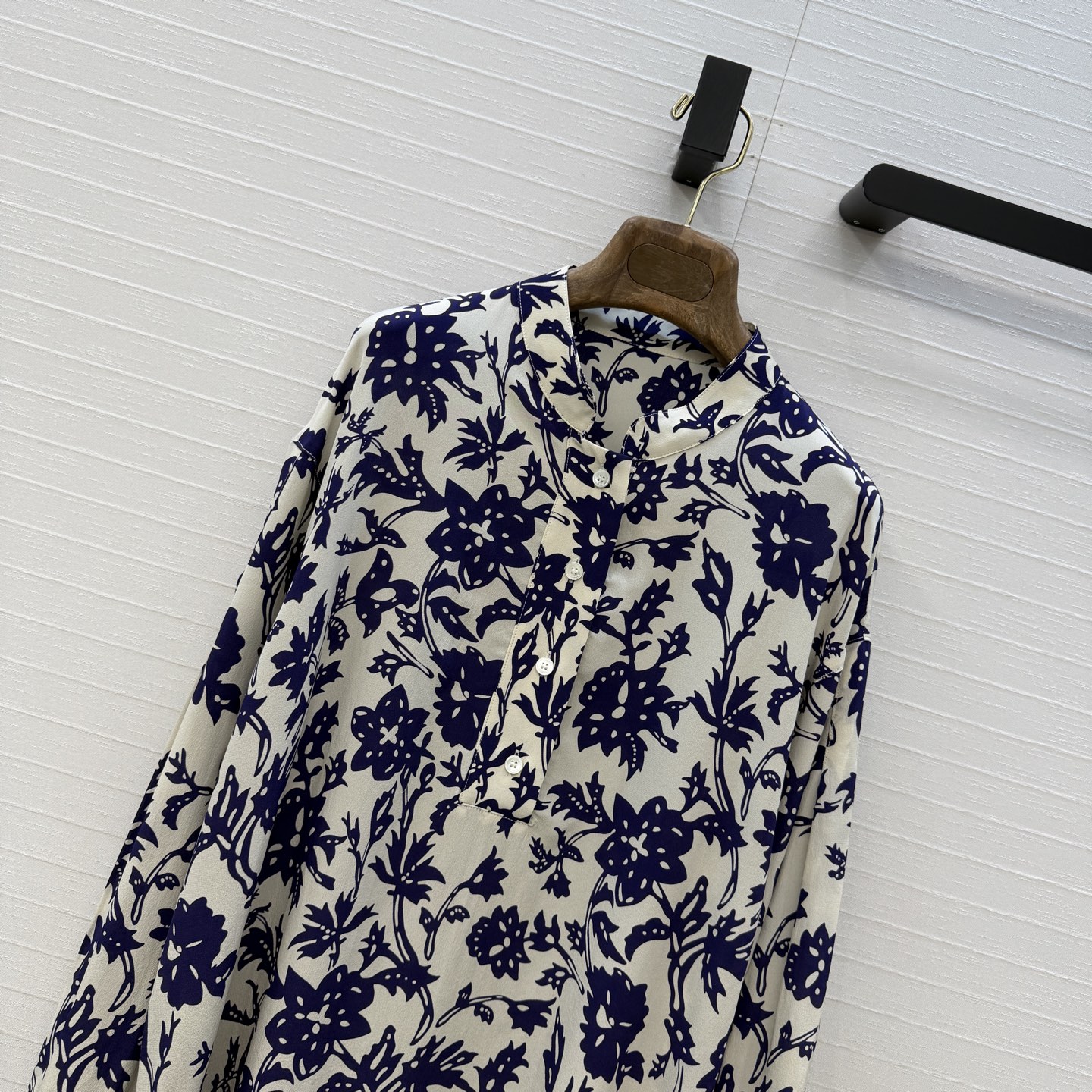 로로피아나 여성 셔츠 135401 Loro Piana Shirt 썸네일 이미지