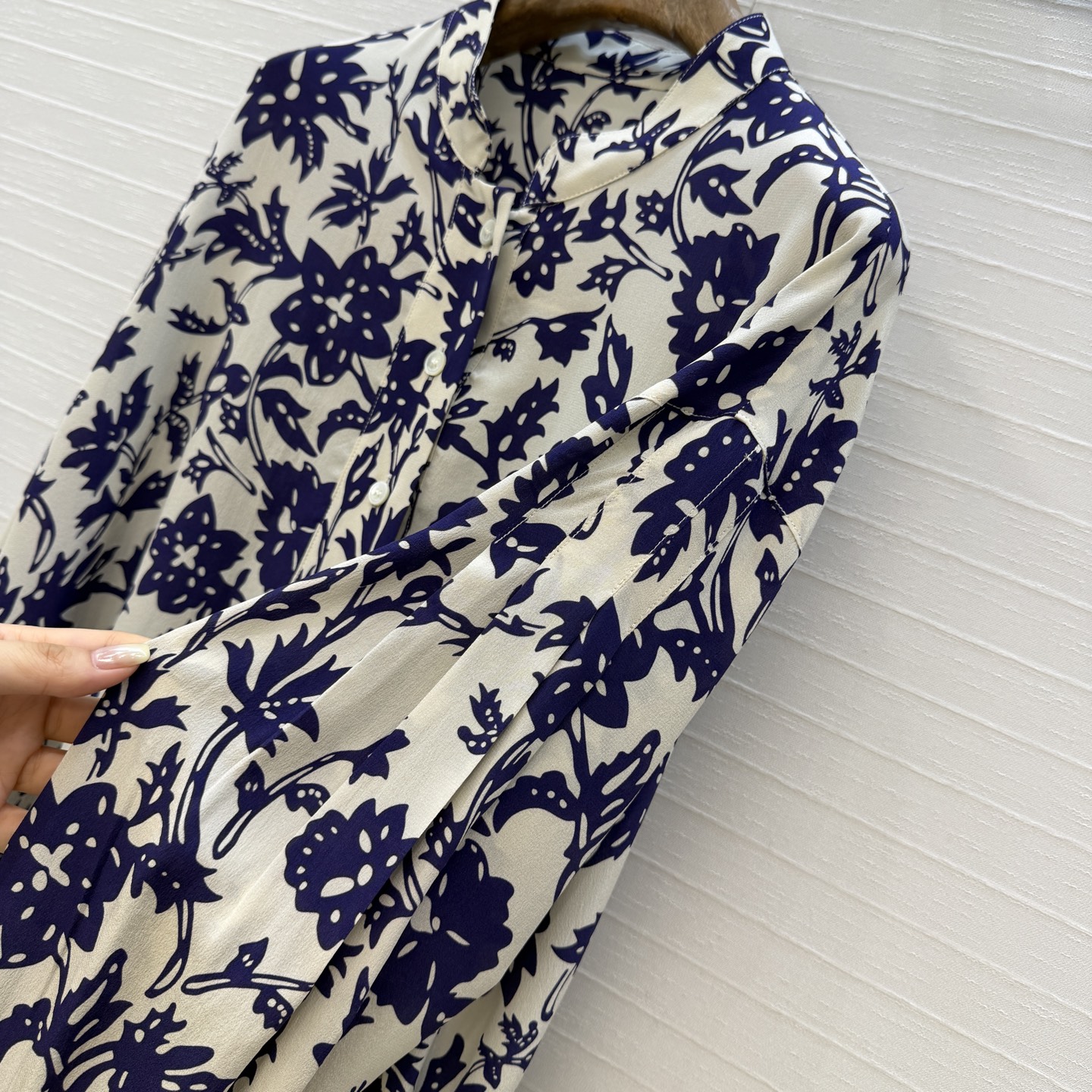로로피아나 여성 셔츠 135401 Loro Piana Shirt 썸네일 이미지