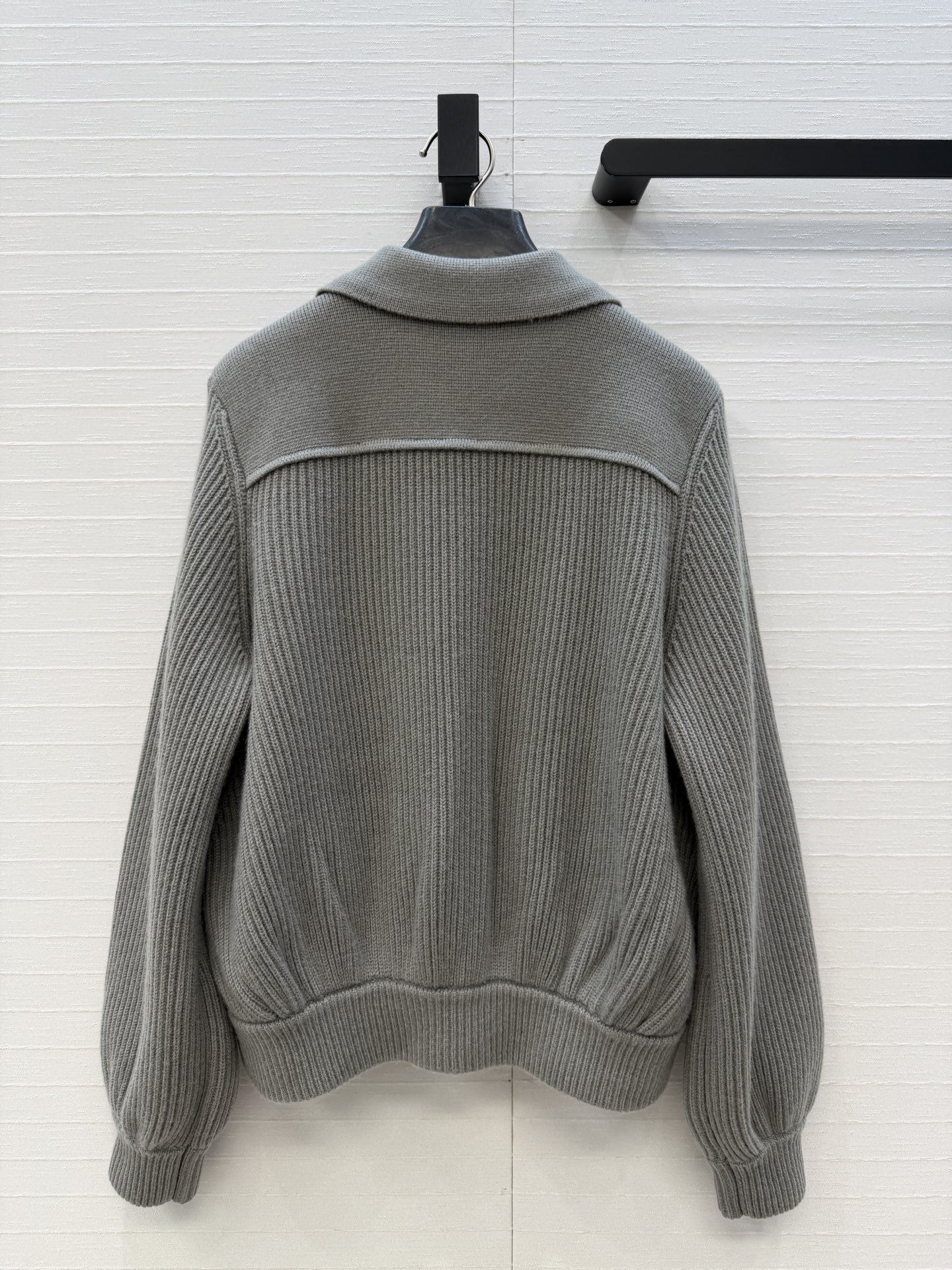 高端原单品质❤️H高智感穿搭！26秋冬新品，经典翻领夹克羊绒外套！品质控必入🌚领肩口袋瑞士机莱卡双织工艺