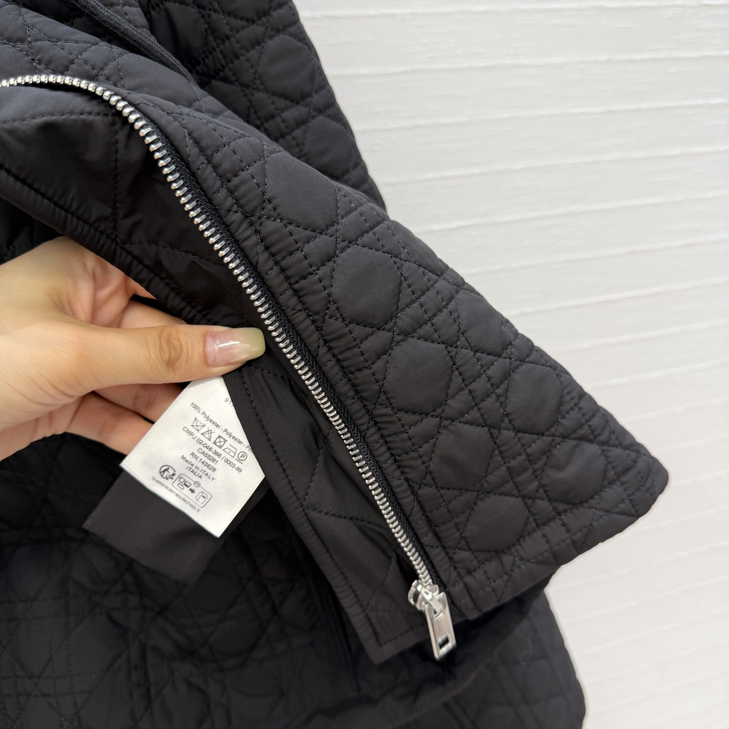 强烈推荐❤️D*26早秋新品 戴妃藤格纹衍缝棉服夹克外套，经典连帽H版型百搭不挑人，帅气休闲时髦风，进口记忆尼龙面料间棉