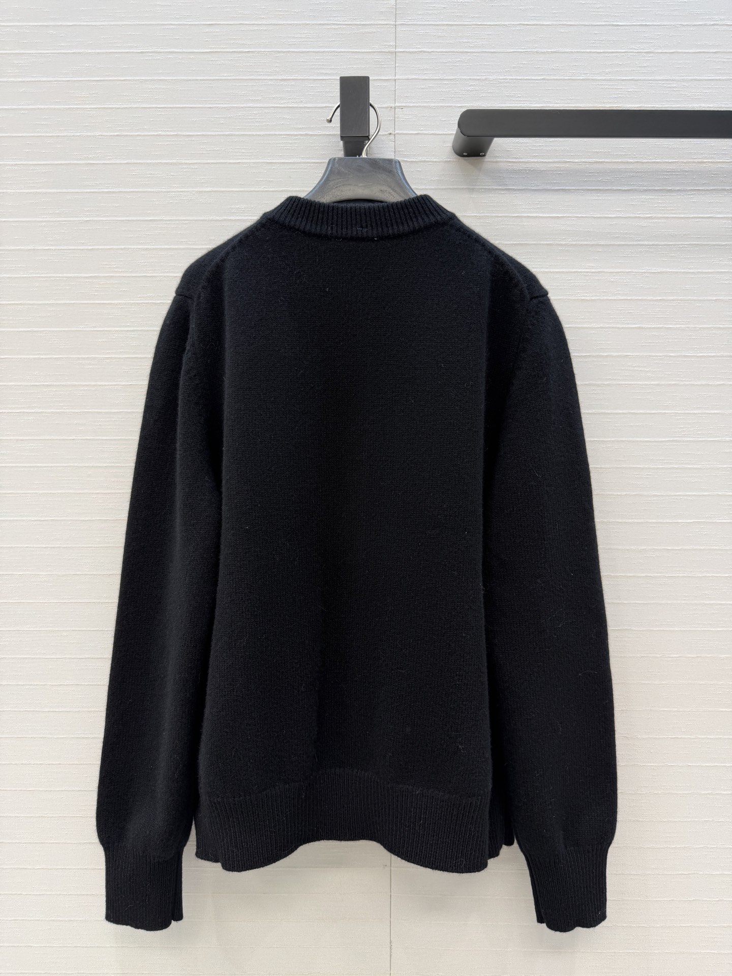 高端原单品质，Coco女孩26B新品！金属扣羊绒开衫外套！经典四口袋💗扣钮双c配件设计百搭减龄又时髦！进口纱线质感细腻舒