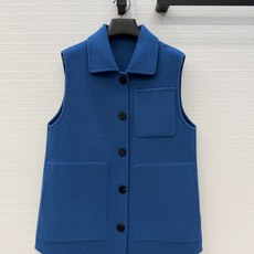 高端原单品质!H高智感穿搭!白富美必入马甲外套!26秋冬新品叠搭神器!纯手工制作双面尼羊绒马甲外套,天然牛角扣饰,简约休 高端原单品质!H高智感穿搭!白富美必入马甲外套!26秋冬新品叠搭神器!纯手工制作双面尼羊绒马甲外套,天然牛角扣饰,简约休