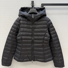 羽绒服上新啦❤️原单品质Mo秋冬必入Igelhood女士连帽短款羽绒夹克外套,原版定制记忆丝质感柔软细腻超赞,横排绗缝设 羽绒服上新啦❤️原单品质Mo秋冬必入Igelhood女士连帽短款羽绒夹克外套,原版定制记忆丝质感柔软细腻超赞,横排绗缝设