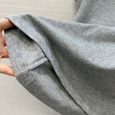 独家首发❤️原单品质,Row风纸片人穿搭!进口水柔棉 U领背心!低饱和色系日常百搭,白富美必入气质叠穿打底单品休闲舒适。 独家首发❤️原单品质,Row风纸片人穿搭!进口水柔棉 U领背心!低饱和色系日常百搭,白富美必入气质叠穿打底单品休闲舒适。