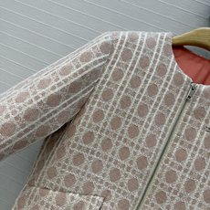 爆单推荐❤️原单品质!Miss D 新品Alps 限定滑雪系列戴妃藤格纹圆领棉服夹克外套,白富美必入单品,定制珠片混纱编 爆单推荐❤️原单品质!Miss D 新品Alps 限定滑雪系列戴妃藤格纹圆领棉服夹克外套,白富美必入单品,定制珠片混纱编