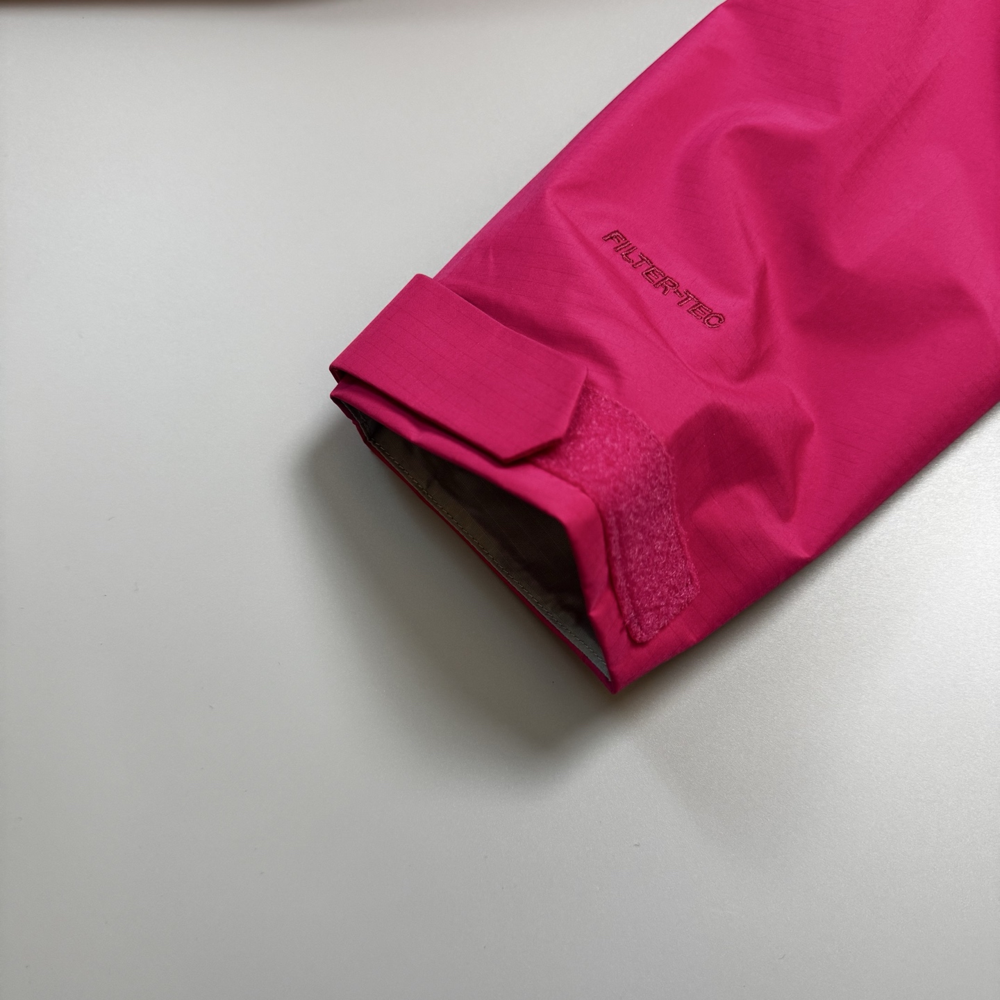 KAILAS Chaqueta de Senderismo Ligera e Impermeable para Mujer 6 i1755452605460 9835 0 4