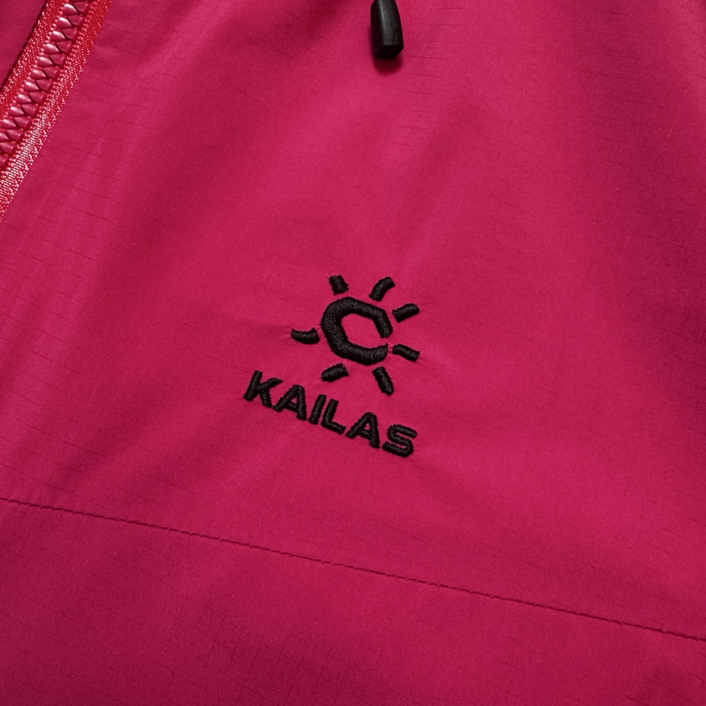 KAILAS Chaqueta de Senderismo Ligera e Impermeable para Mujer 5 i1755452607808 8405 0 3