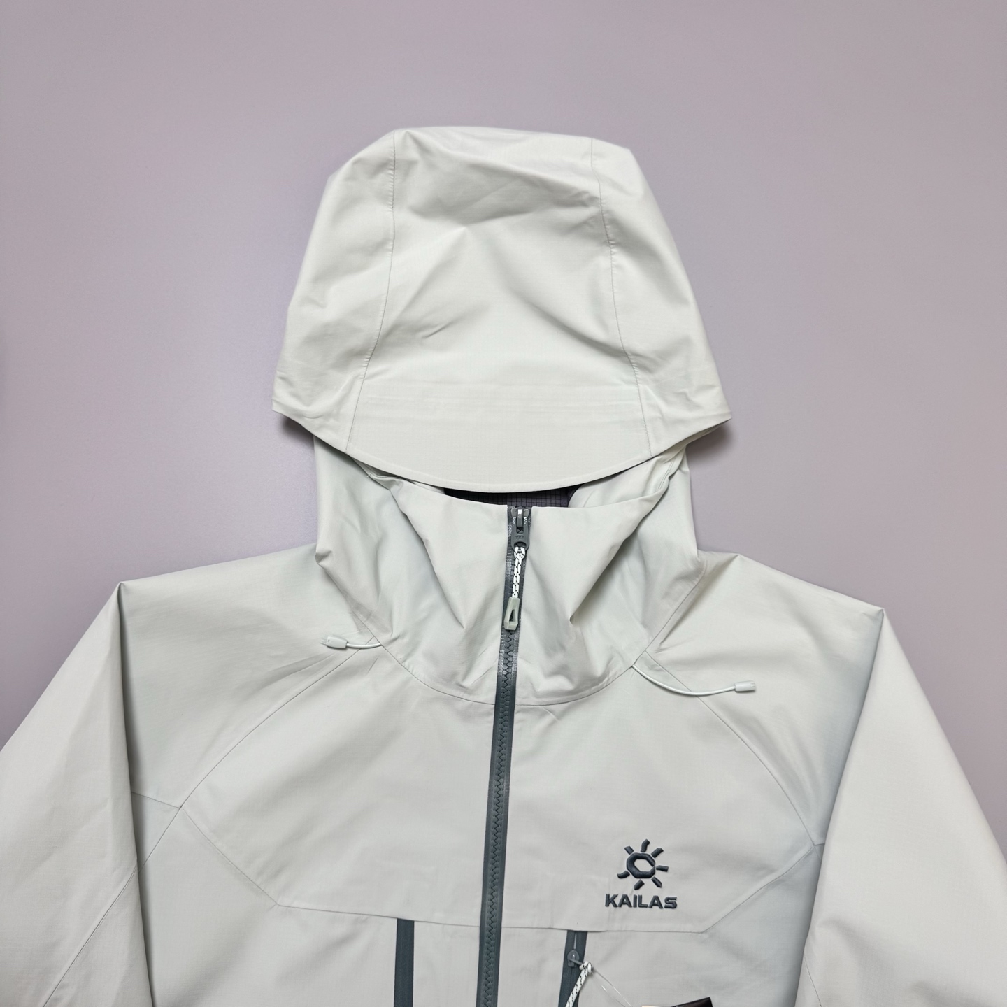 KAILAS Mont X Pro Chaqueta Impermeable de Montaña GORE-TEX para Hombre y Mujer 4 i1755618859863 3396 0 2