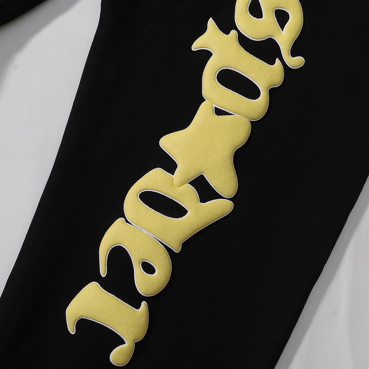 Fashionable Black Apparel: FH 8219 Long Shorts, FH 8319 High-Quality Hoodie, Sder Worldwide 555,555 - 图片 8