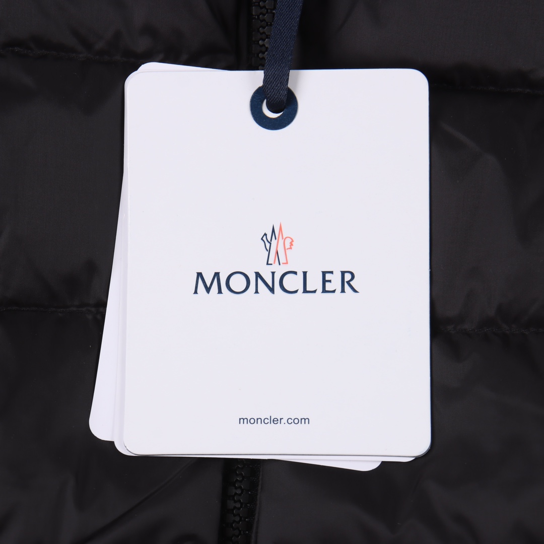 MONCLER/蒙口MC 23FW GRENOBLE系列针织拼接羽绒立领外套