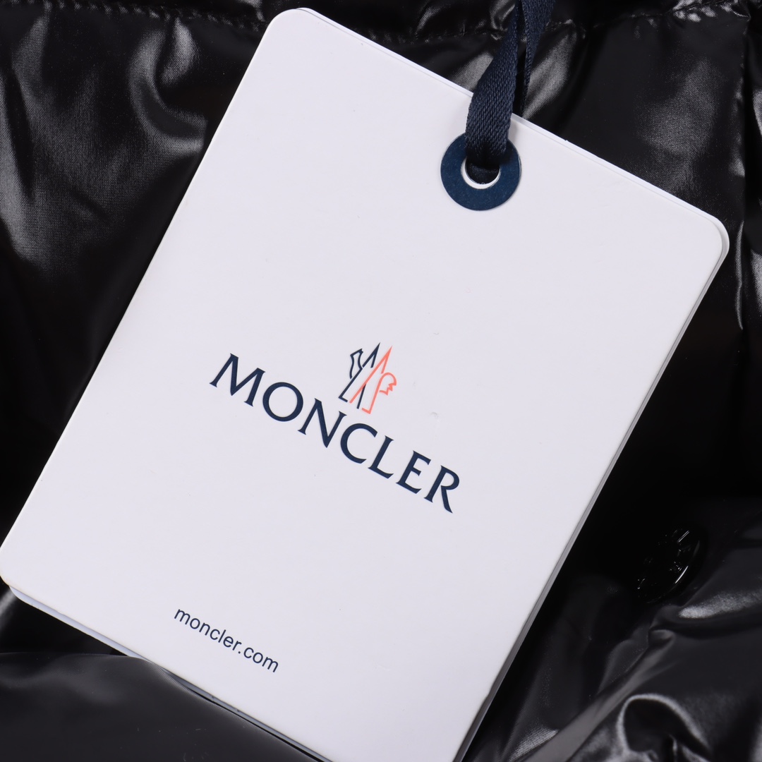 ONCLER/蒙口MC 可拆卸帽长款羽绒服