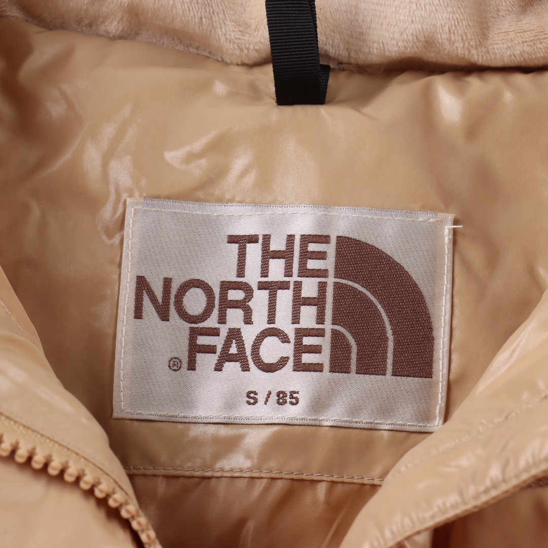 THE NORTH FACE TNF 北面 22SS 86短款北面二合一脱袖羽绒服-Chinese UA Cheap High Quatity Brand Clothes Bags handbags Sneakers wholesale wholesaler seller from China Factory suppliers Fashion Clothing Shoes best Quality Beautiful Price THE NORTH FACE TNF 北面 22SS 86短款北面二合一脱袖羽绒服