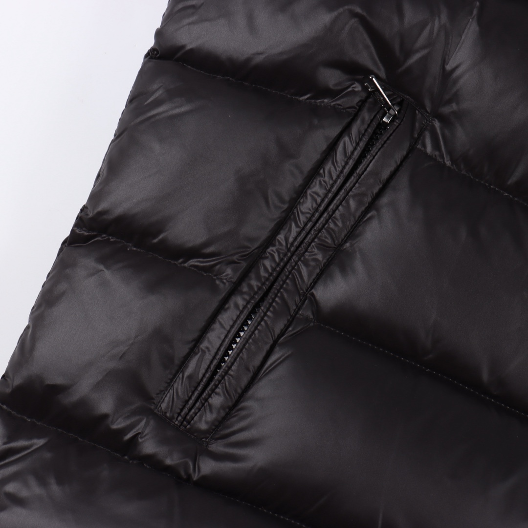 ONCLER/蒙口 经典立领羽绒马甲