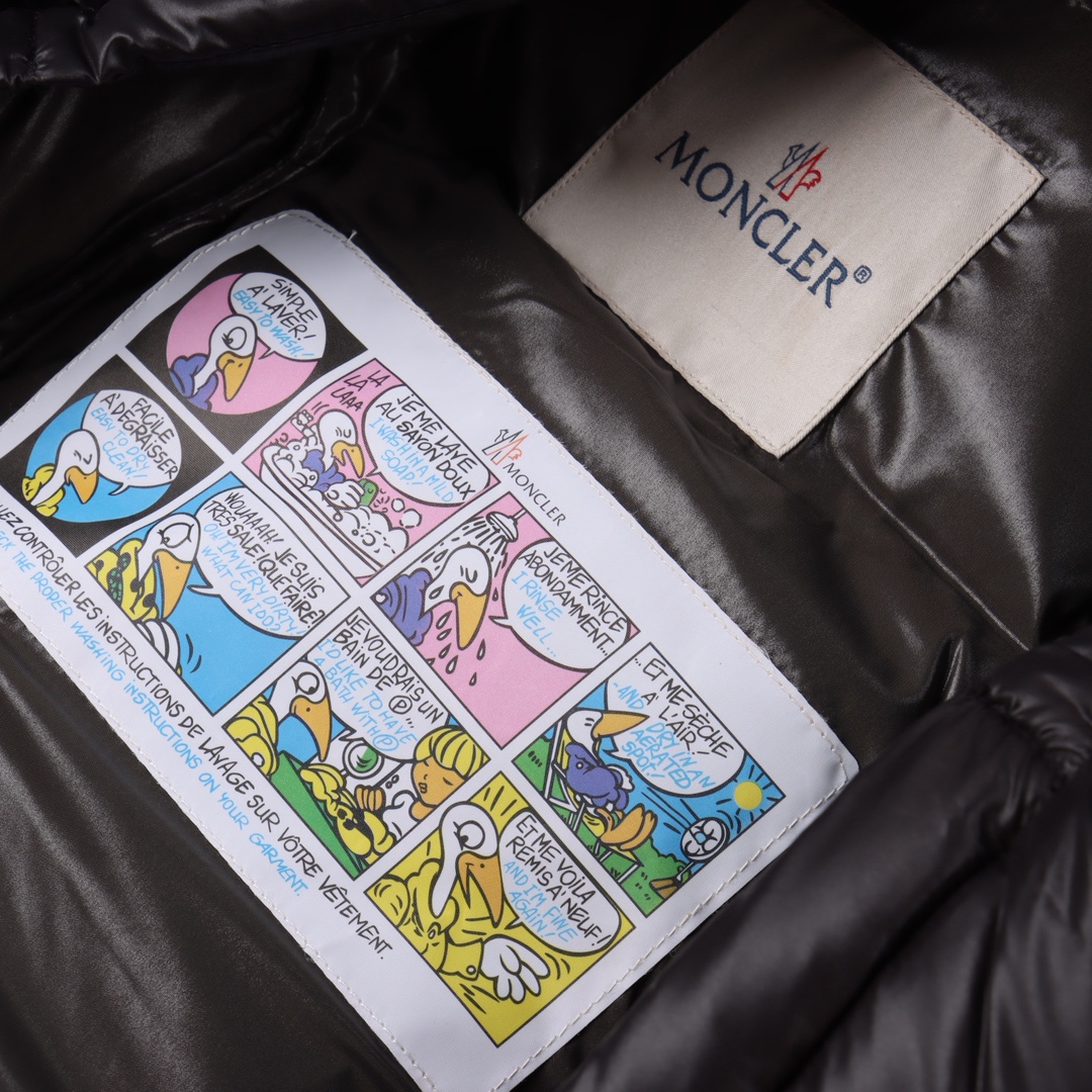 ONCLER/蒙口 经典立领连帽羽绒马甲-Chinese UA Cheap High Quatity Brand Clothes Bags handbags Sneakers wholesale wholesaler seller from China Factory suppliers Fashion Clothing Shoes best Quality Beautiful Price ONCLER/蒙口 经典立领连帽羽绒马甲