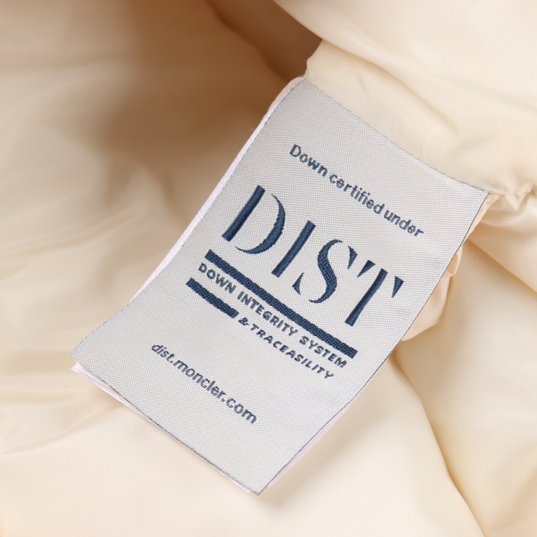 ONCLER GENIUS x Willow Smith联名款 FW25 双头拉链可调节袖口刺绣徽标贴片羽绒服-Chinese UA Cheap High Quatity Brand Clothes Bags handbags Sneakers wholesale wholesaler seller from China Factory suppliers Fashion Clothing Shoes best Quality Beautiful Price ONCLER GENIUS x Willow Smith联名款 FW25 双头拉链可调节袖口刺绣徽标贴片羽绒服