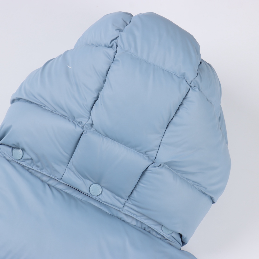 Moncler /蒙口 24Fw CYCLONE大标可拆袖连帽羽绒服