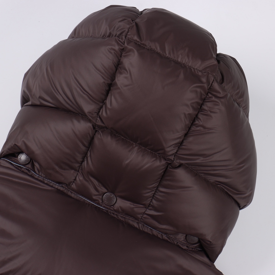 ONCLER /蒙口 24Fw CYCLONE大标可拆袖连帽羽绒服