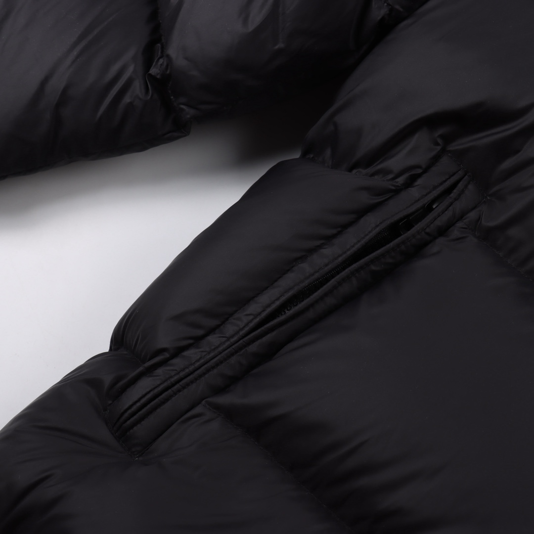 Monclet蒙口Citala立领羽绒服 大标爆款轻鹅绒男女同款羽绒服夹克外套 黑色 蓝色-Chinese UA Cheap High Quatity Brand Clothes Bags handbags Sneakers wholesale wholesaler seller from China Factory suppliers Fashion Clothing Shoes best Quality Beautiful Price Monclet蒙口Citala立领羽绒服 大标爆款轻鹅绒男女同款羽绒服夹克外套 黑色 蓝色