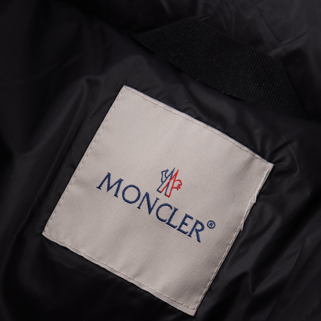 Monclet蒙口Citala立领羽绒服 大标爆款轻鹅绒男女同款羽绒服夹克外套 黑色 蓝色-Chinese UA Cheap High Quatity Brand Clothes Bags handbags Sneakers wholesale wholesaler seller from China Factory suppliers Fashion Clothing Shoes best Quality Beautiful Price Monclet蒙口Citala立领羽绒服 大标爆款轻鹅绒男女同款羽绒服夹克外套 黑色 蓝色