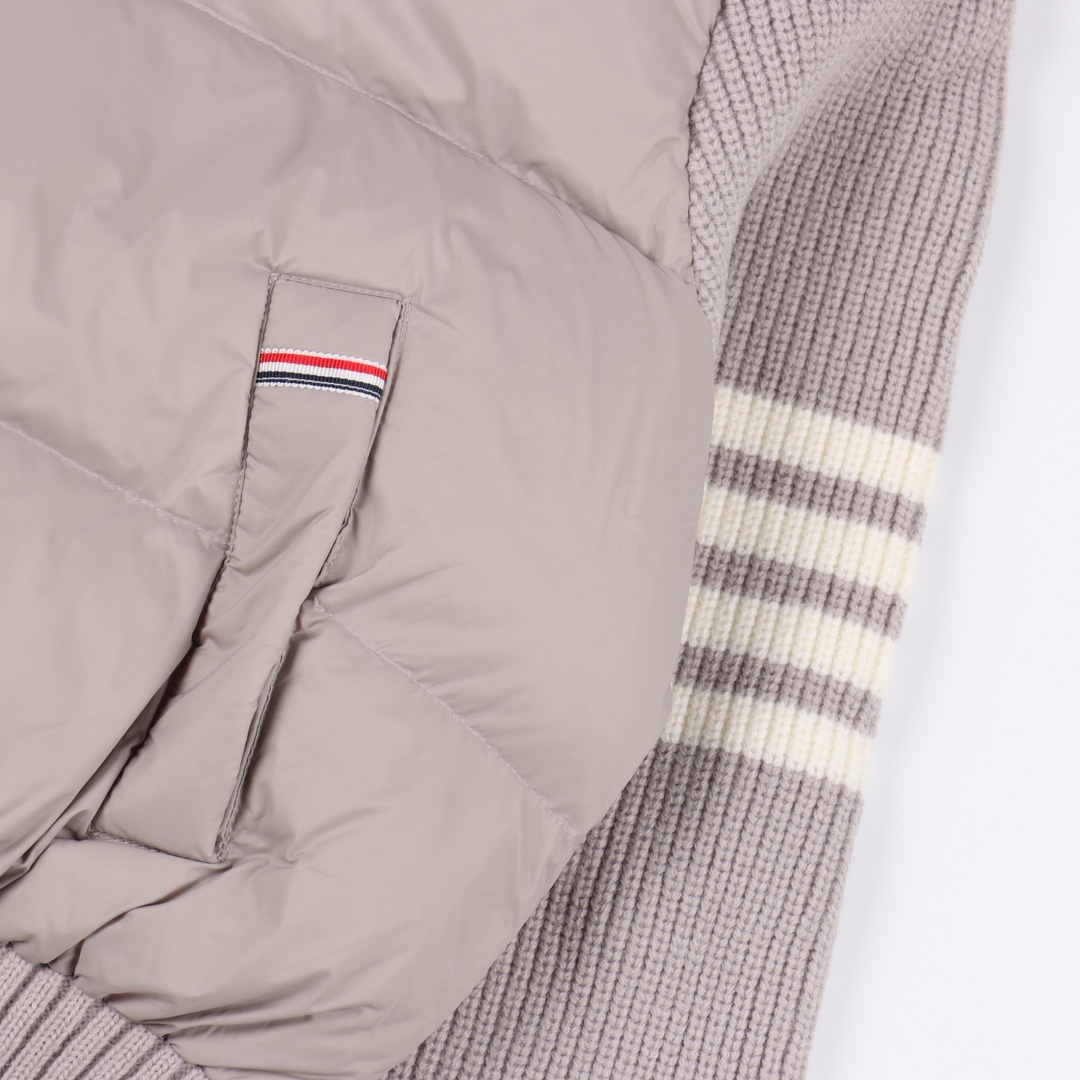 TB25FW女士短款针织 独家新款开发 25FW最新款 女士短款针织拼接羽绒服