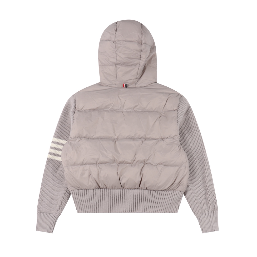 TB25FW女士短款针织 独家新款开发 25FW最新款 女士短款针织拼接羽绒服