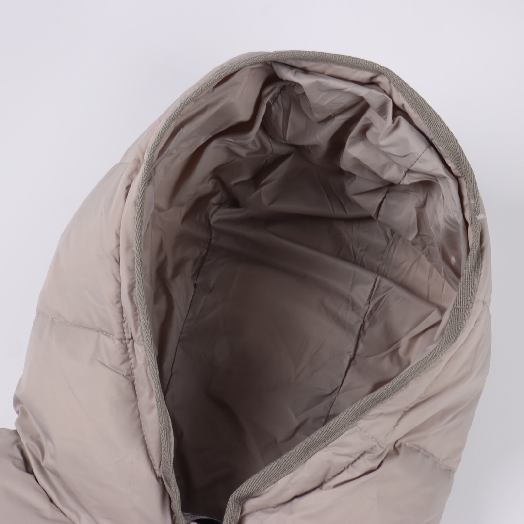 TB25FW女士短款针织 独家新款开发 25FW最新款 女士短款针织拼接羽绒服