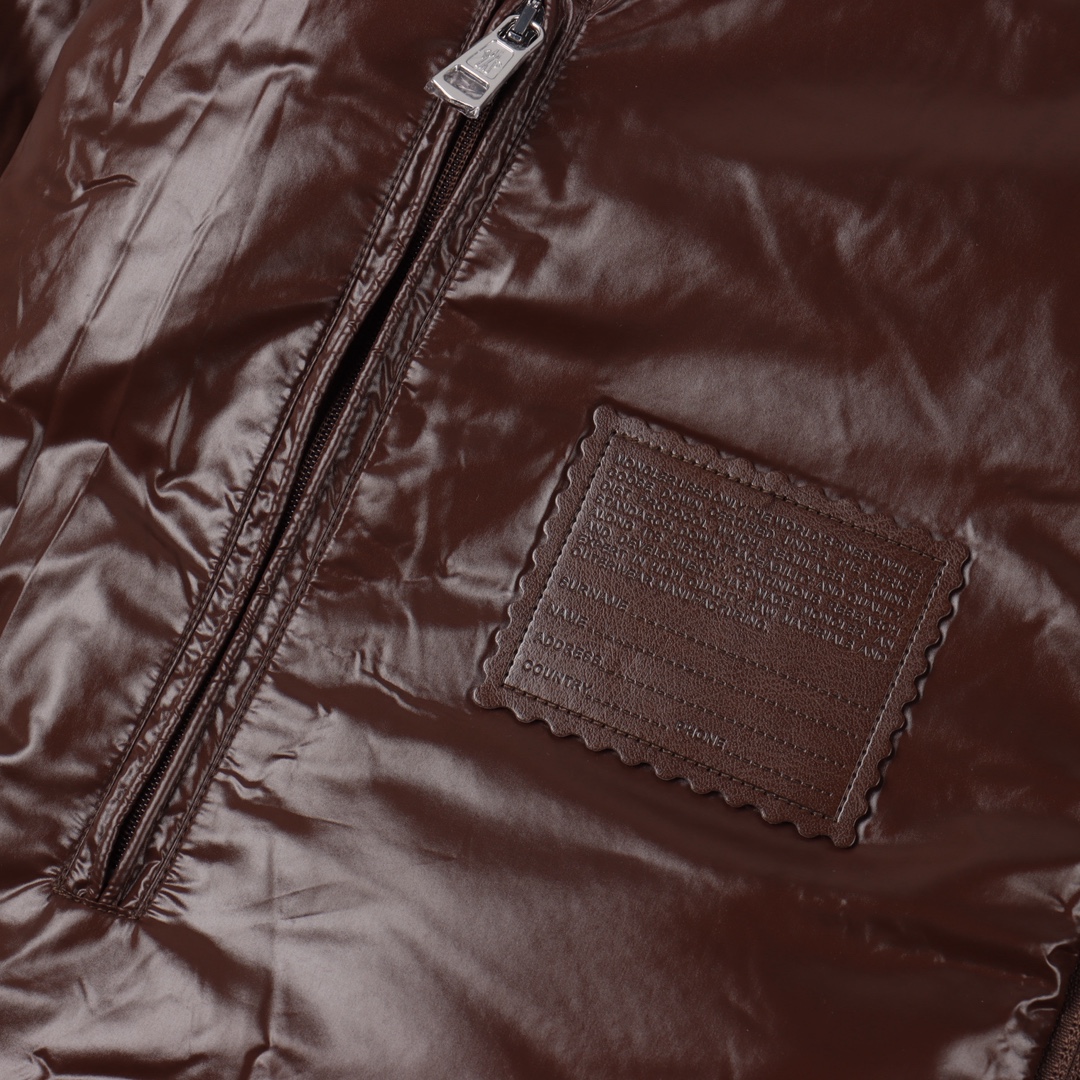 25FW最新Verone男女多用型羽绒服夹克 顶级95白鸭绒Moncler Verone25FW最新款男士多用型羽绒服夹克