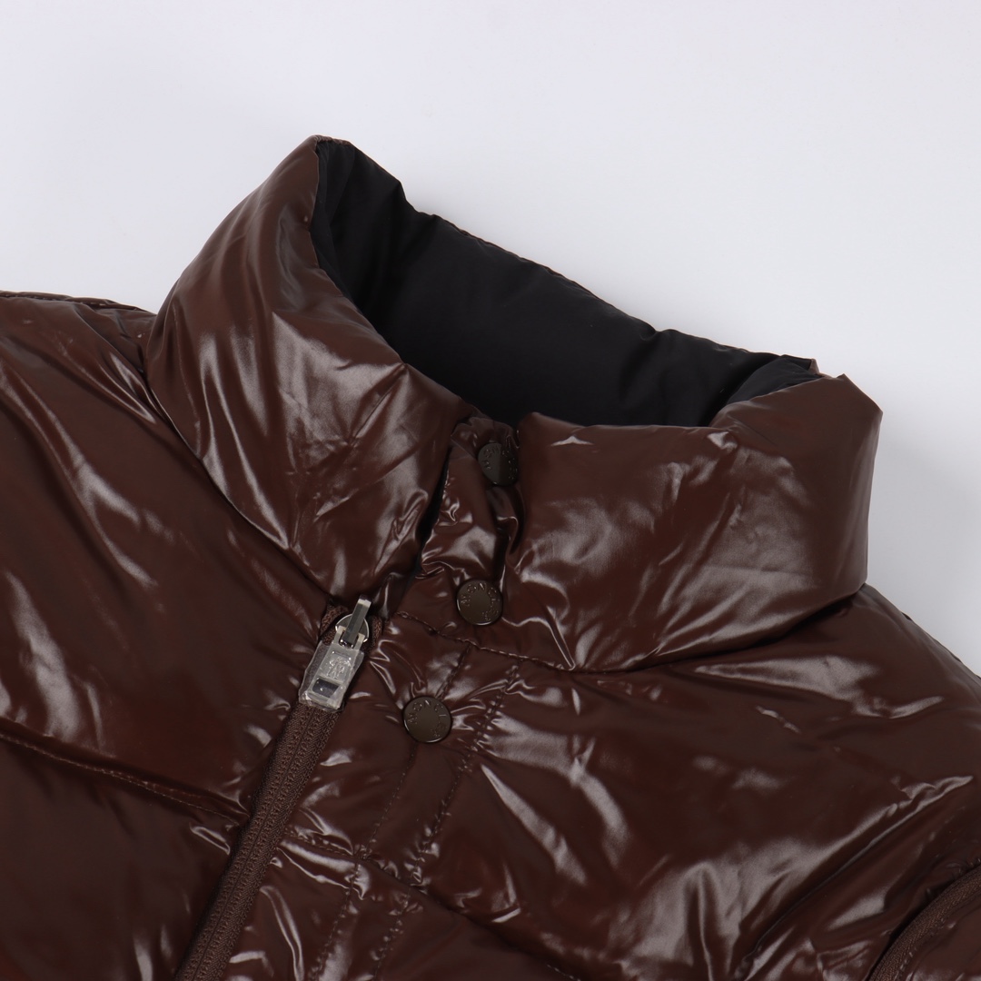 25FW最新Verone男女多用型羽绒服夹克 顶级95白鸭绒Moncler Verone25FW最新款男士多用型羽绒服夹克