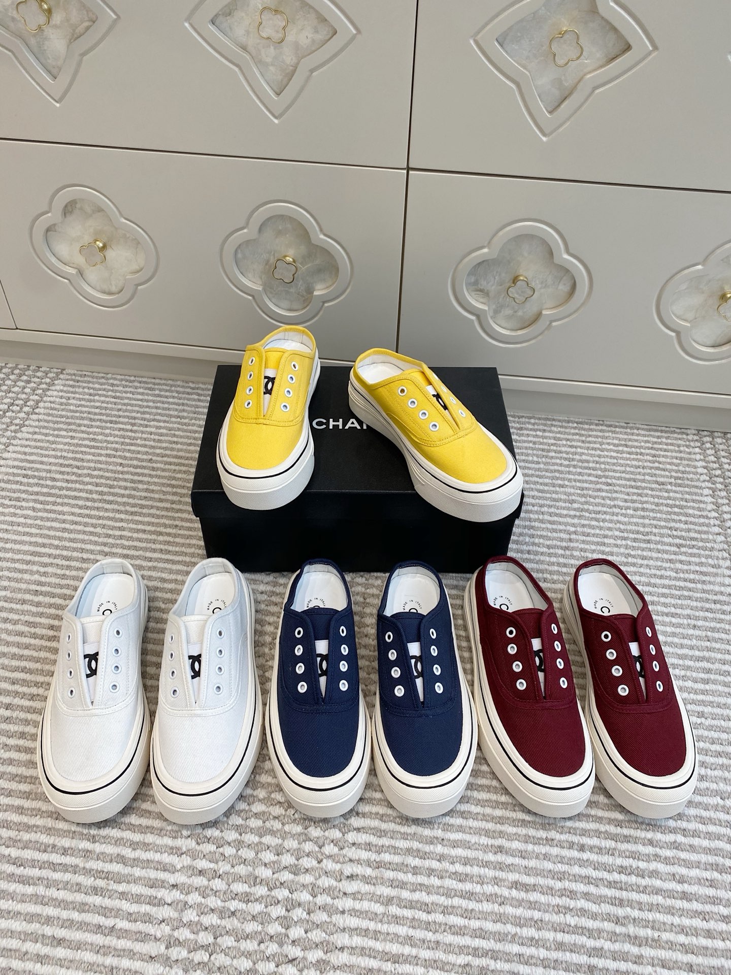 NO:403033,Chanel·Thick-soled canvas slippers·35-40, casual shoes/sports semi-trails, chanel, sneakers, slippers19860909Chanel·厚底帆布拖鞋·35-40,休闲鞋/运动鞋半拖,chanel,sneakers,slippers,Women's Shoes