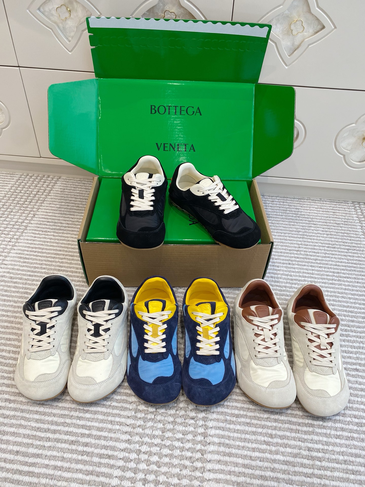 NO:388075,BV·Couple Model·Sports Shoes German Training Shoes·35-44, Casual Shoes/Sports Shoes, bottega veneta, sneakers19860909BV·情侣款·运动鞋德训鞋·35-44,休闲鞋/运动鞋,bottega veneta,sneakers,Women's Shoes