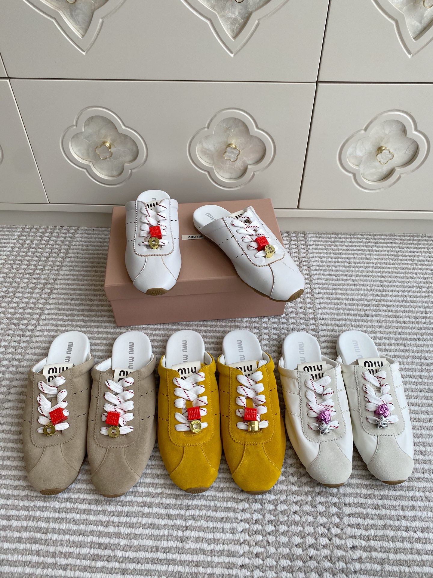NO:403015,Miumiu Baotou Muller Slippers 35-41, semi-drag, miumiu, slippers19860909Miumiu·包头穆勒拖鞋·35-41,半拖,miumiu,slippers,Women's Shoes