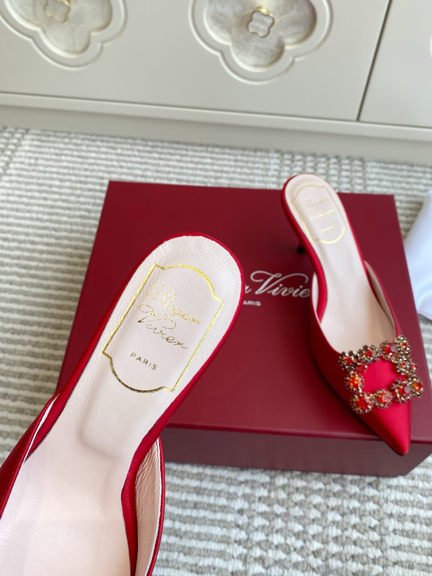 Efflorescence Muller Silk Slippers: Elegant Choice for Important Events - 图片 7