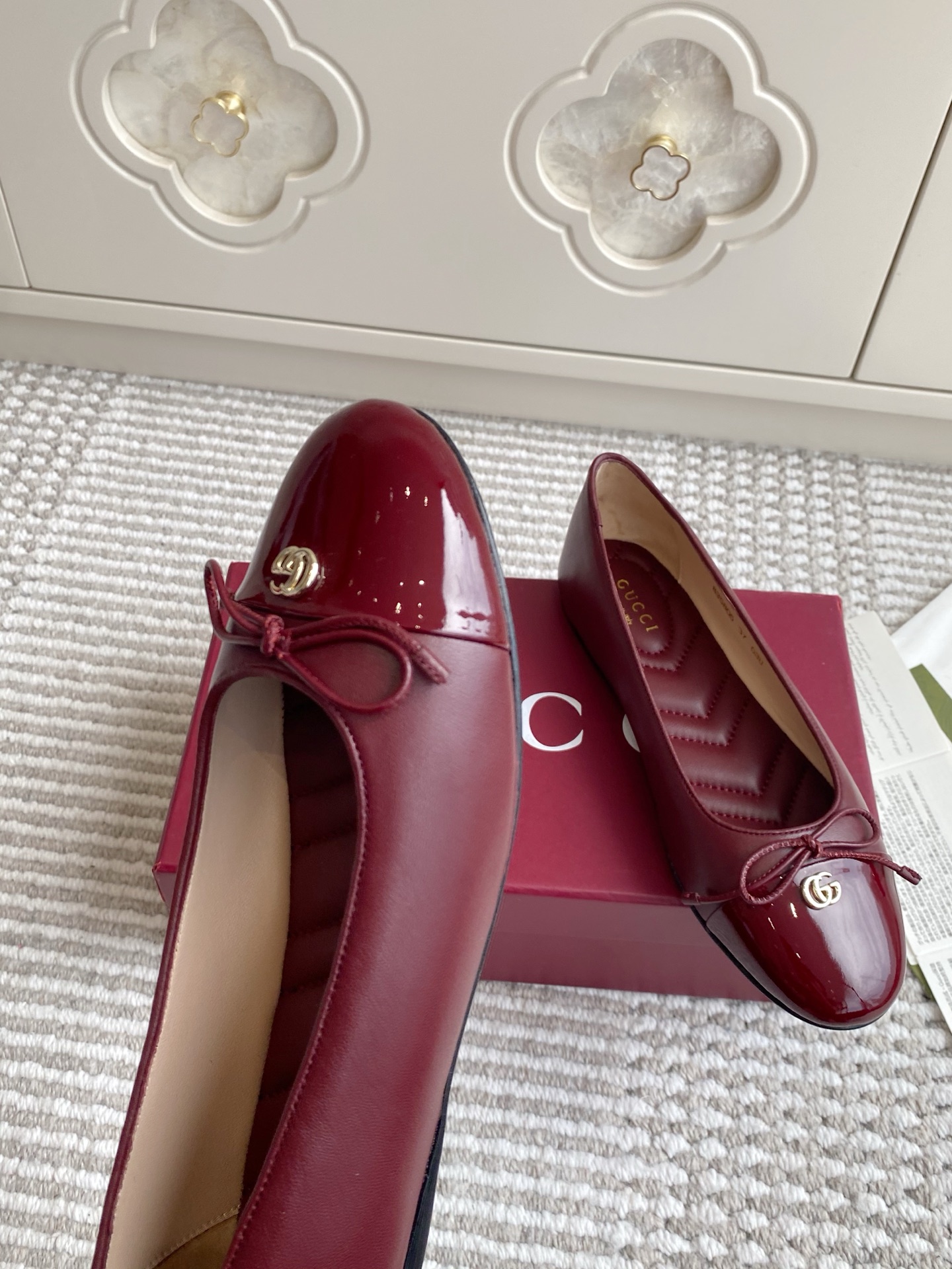 Custom-Made Skin Leather Ballet Shoes with GG Buttons – Batch 696 - 图片 6