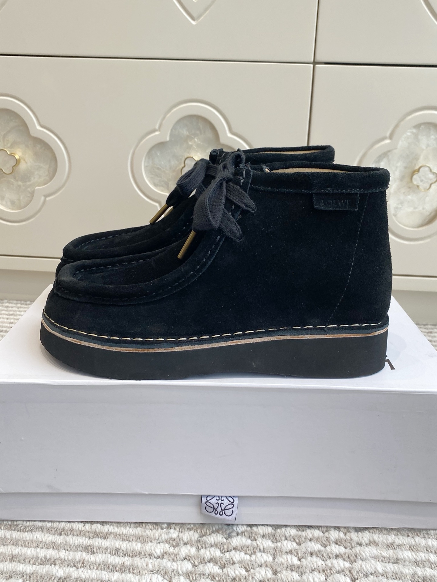 Title: P648 Lovers Derby Shoes Summary Summary: Round-head cow-skin shoes with mokasin-skin tips, logo colleges, rubber base, and comfy fit in sizes 35- - 图片 2